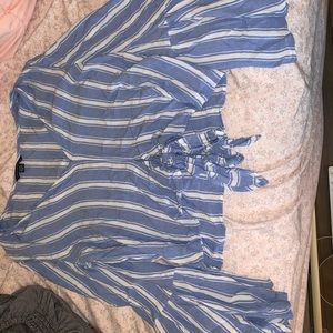 american eagle flowy top